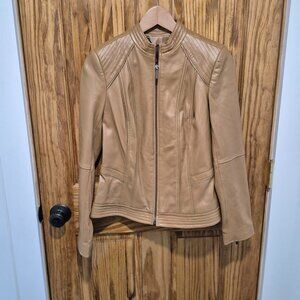 G.I.L.I. Women's Zip Front Leather Bomber Jacket in Tan, size 4